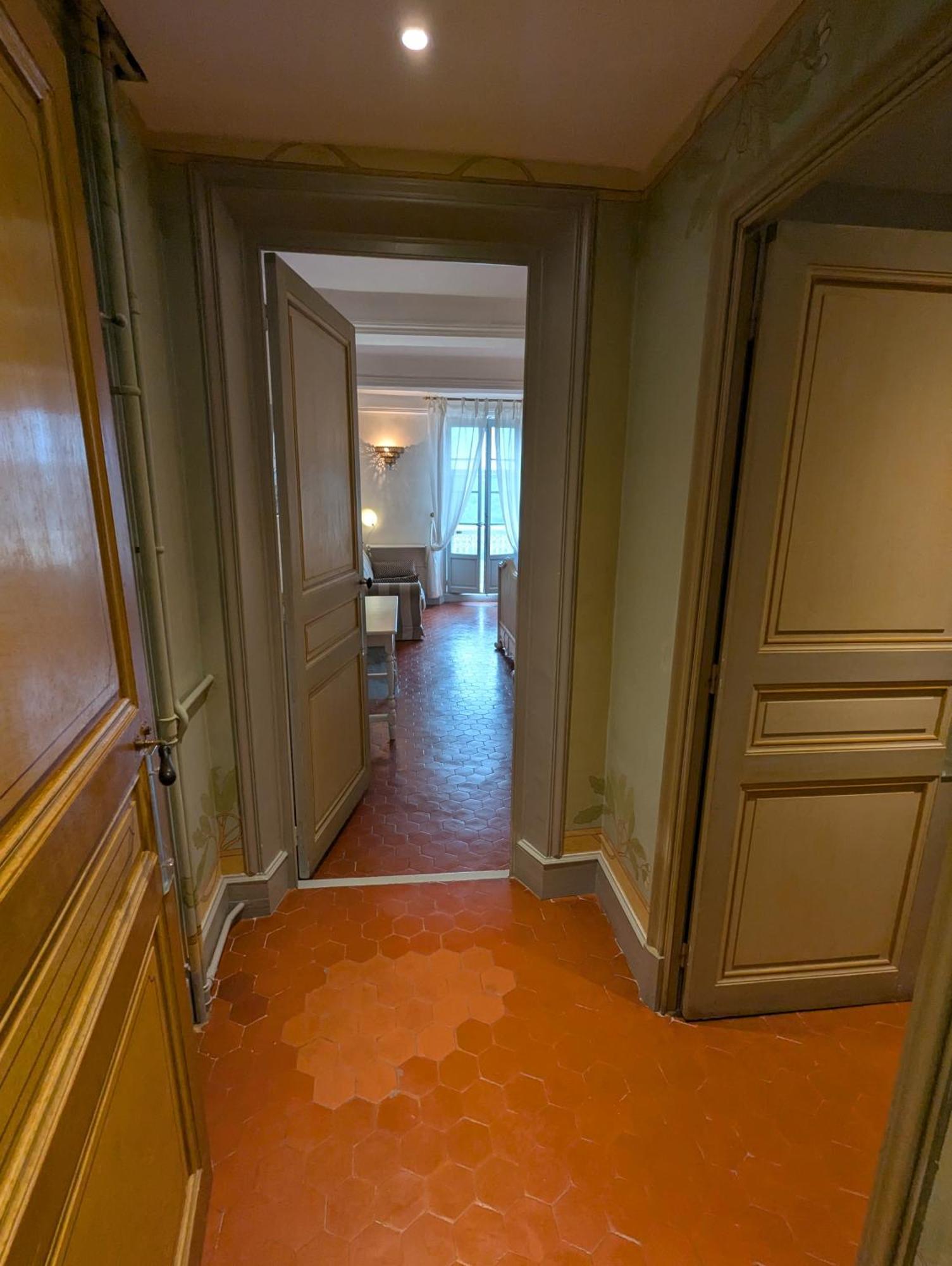 Les Chapeliers Bed & Breakfast Claviers Exterior photo